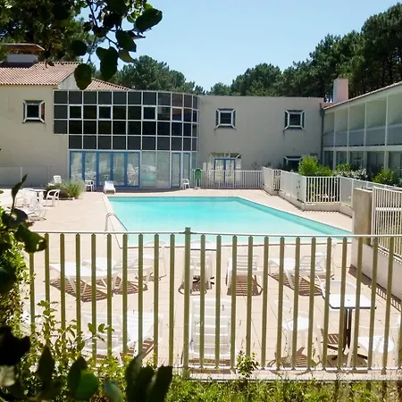 Apartamento Avec Piscine Et Tennis *